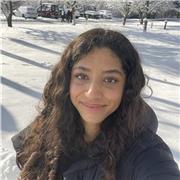 Schülerin aus Frankfurt, die (im Kreis Westend, Bockenheim, Hausen, Rödelheim und Nähe) Mathematik für alle Schüler*Innen bis zur 11. Klasse unterrichtet:)